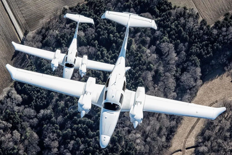 z6尊龙·中国官方网站钻石飞机与QinetiQ公司签署2架DA62 mpp采购协议