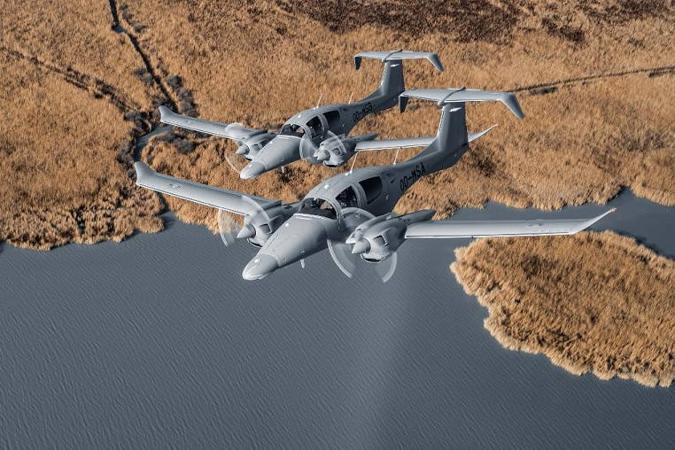 z6尊龙·中国官方网站钻石飞机与2Excel Aviation签署购机合同